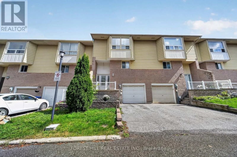 #9 25 Deer Run Crescent, Bradford West Gwillimbury (Bradford), Ontario, L3Z1N1, Bradford West Gwillimbury (Bradford), Ontario — photo 1 of 5