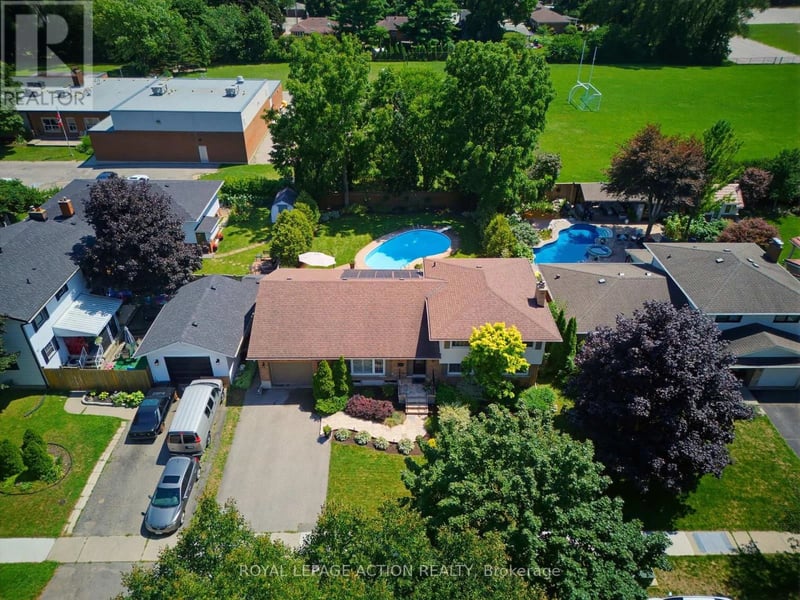 5 Marigold Street, Brantford, Ontario, N3R5W7, Brantford, Ontario — photo 1 of 5