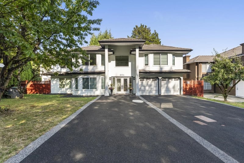 8034 166 Street, Surrey, British Columbia, V4N0H1, Surrey, British Columbia — photo 1 of 5