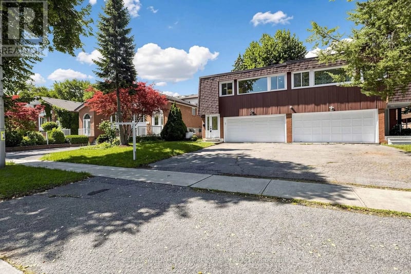 143 Silas Hill Drive, Toronto (Don Valley Village), Ontario, M2J2X8, Toronto (Don Valley Village), Ontario — photo 1 of 5