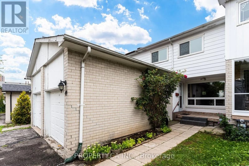 49 Whiteleas Avenue, Toronto (Malvern), Ontario, M1B1W8, Toronto (Malvern), Ontario — photo 1 of 5