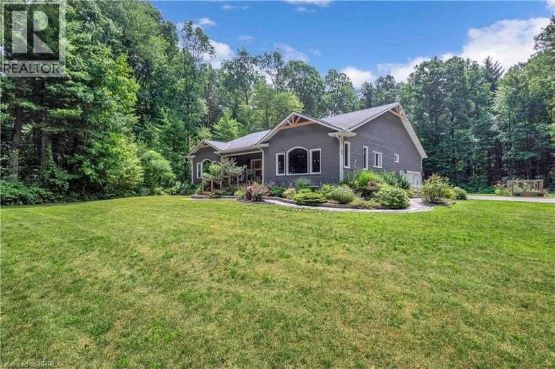 156 ST JOHNS Road West, Simcoe, Ontario, N3Y4K5, Simcoe, Ontario — photo 1 of 5