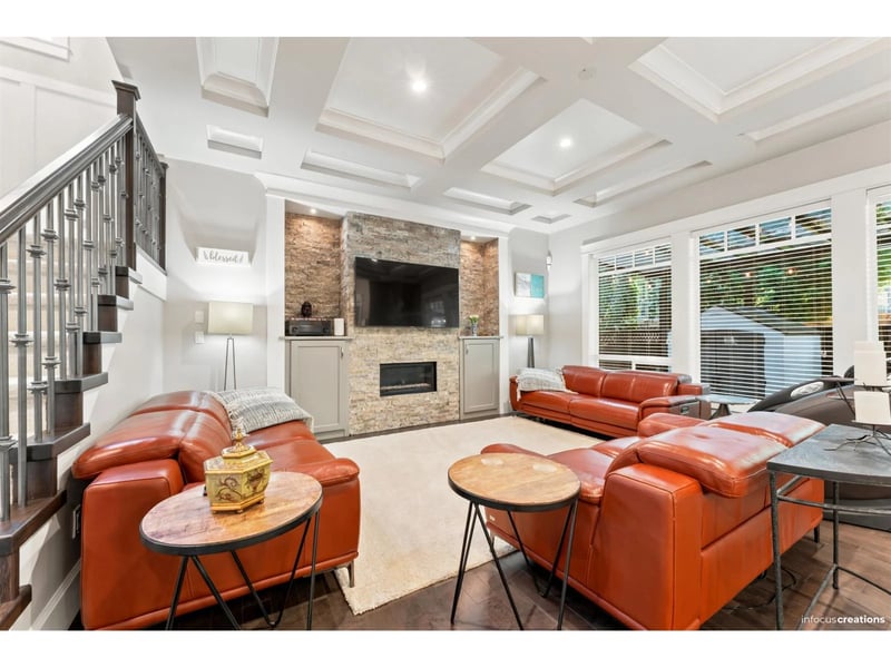 2771 163 Street, Surrey, British Columbia, V3Z0E4, Surrey, British Columbia — photo 1 of 5