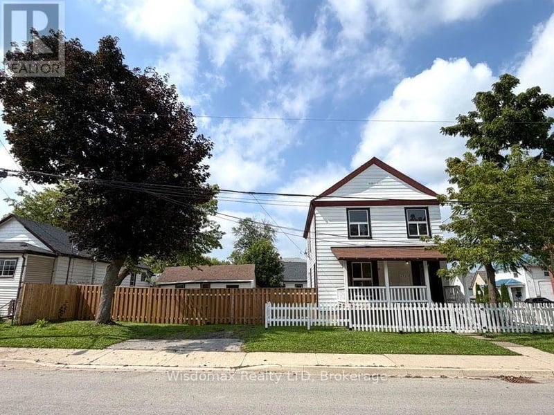 4731 SAINT LAWRENCE Avenue, Niagara Falls (Downtown), Ontario, L2E3X8, Niagara Falls (Downtown), Ontario — photo 1 of 5