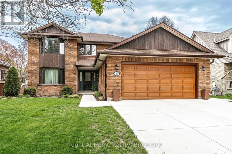 27 Kay Street, Stratford, Ontario, N5A7R7, Stratford, Ontario — photo 1 of 5