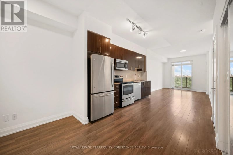 #727 7161 Yonge Street, Markham (Grandview), Ontario, L3T0C8, Markham (Grandview), Ontario — photo 1 of 5