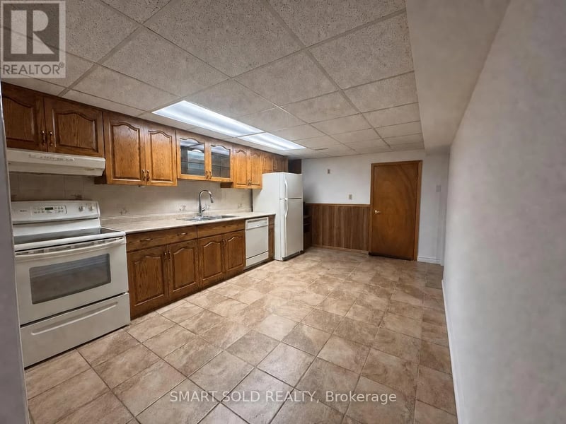 98 Sonmore Drive, Toronto (Agincourt South-Malvern West), Ontario, M1S1X4, Toronto (Agincourt South-Malvern West), Ontario — photo 1 of 5