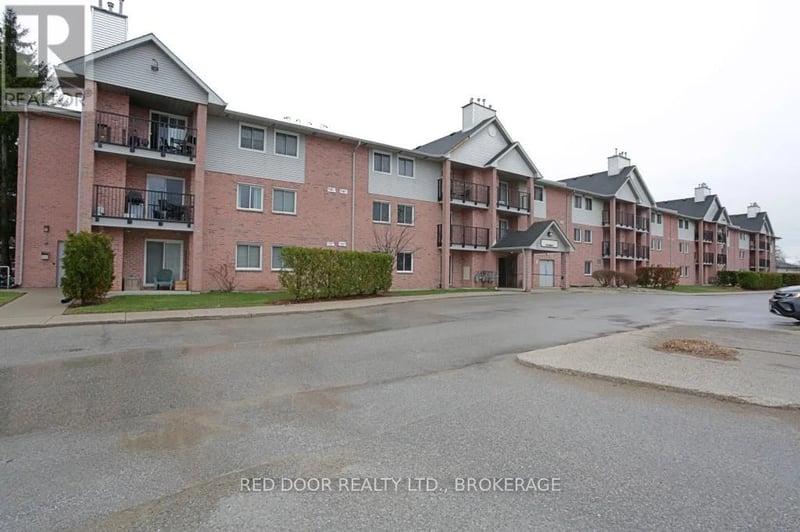 #46 140 Conway Drive, London South (South X), Ontario, N6E3N2, London South (South X), Ontario — photo 1 of 5