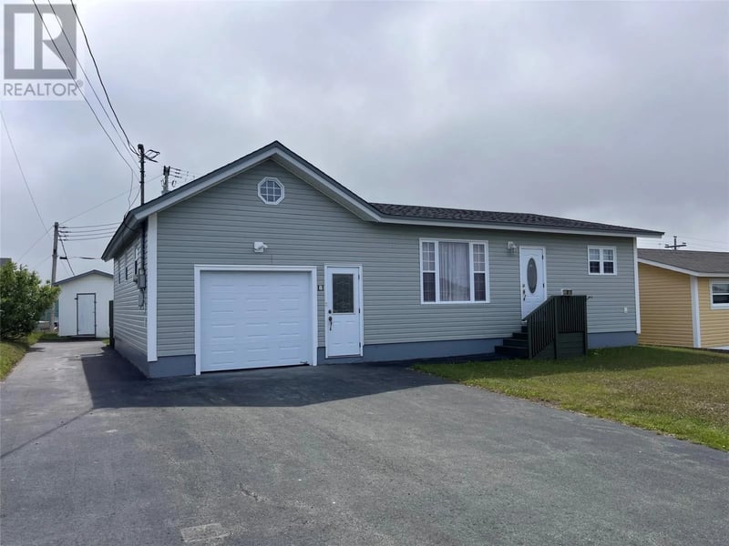 8 Evergreen Avenue, Fortune, Newfoundland & Labrador, A0E1P0, Fortune, Newfoundland & Labrador — photo 1 of 5