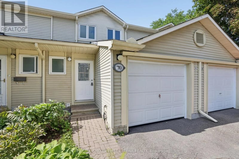 #19 70 Bujold Court, Ottawa, Ontario, K2L3N8, Ottawa, Ontario — photo 1 of 5