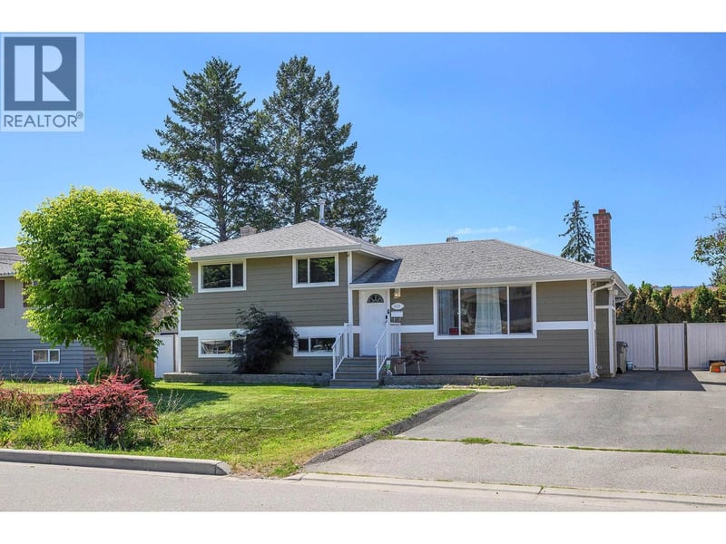629 RICHMOND Avenue, Kamloops, British Columbia, V2B1T4, Kamloops, British Columbia — photo 1 of 5