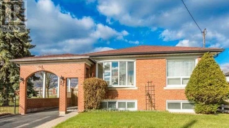 22 Beran Drive, Toronto (Woburn), Ontario, M1G1G1, Toronto (Woburn), Ontario — photo 1 of 5