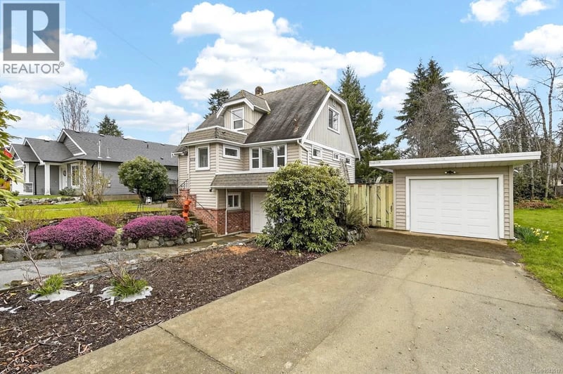 5118 Compton Road, Port Alberni, British Columbia, V9Y7A5, Port Alberni, British Columbia — photo 1 of 5