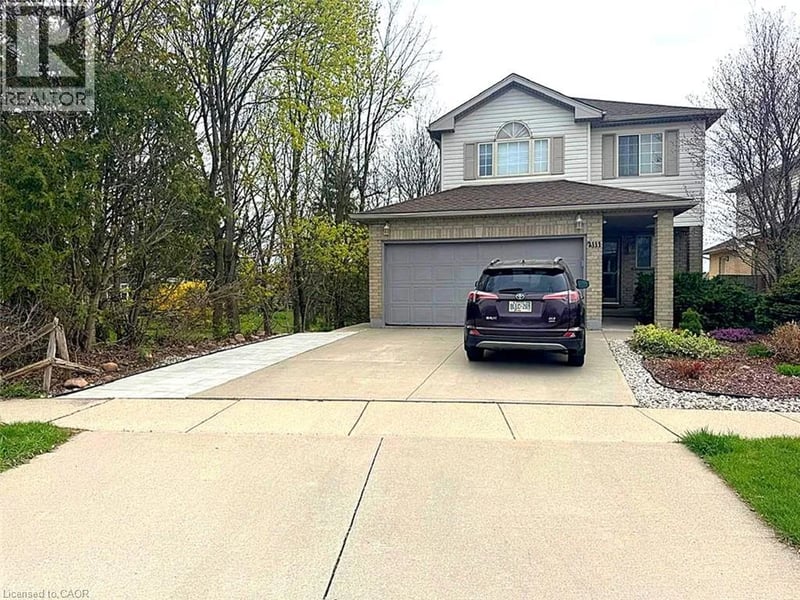 #LOWER 2111 COUNTRYSTONE Place, Kitchener, Ontario, N2N3L7, Kitchener, Ontario — photo 1 of 5