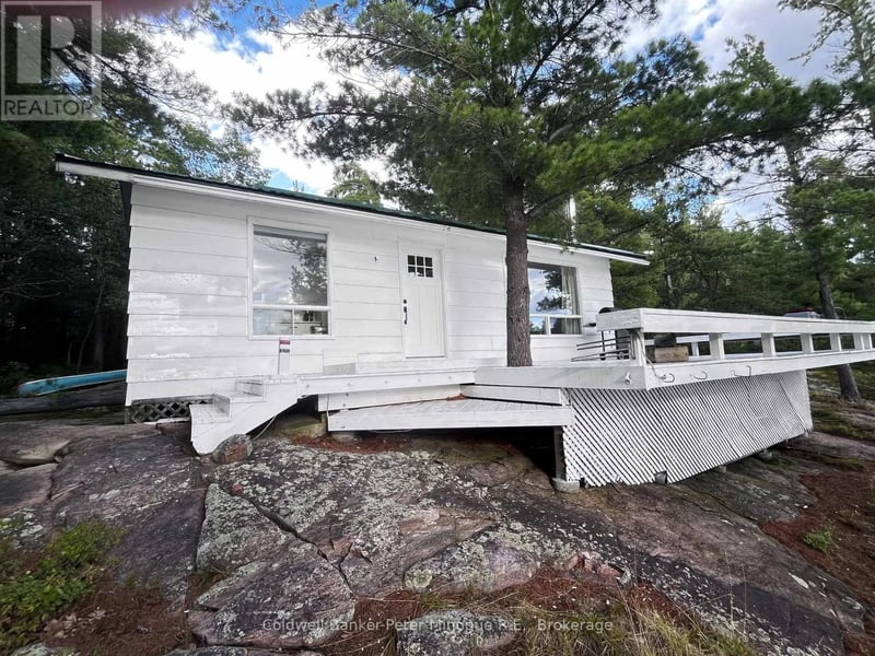 82 JESSUP Island, Nipissing, Ontario, P0H1W0, Nipissing, Ontario — photo 1 of 5