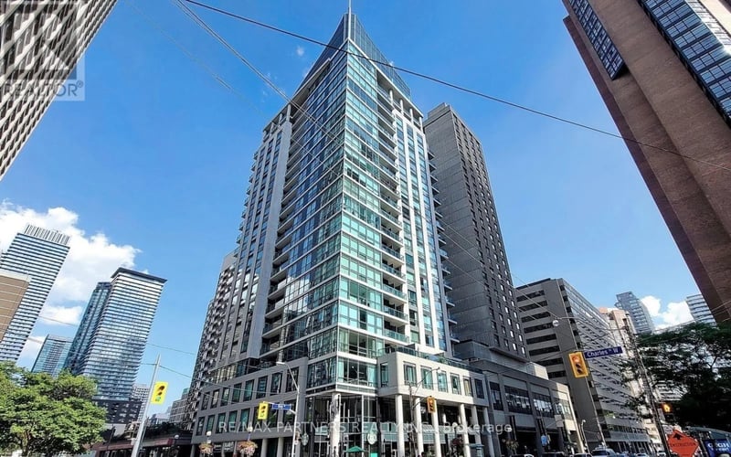 #908 1121 Bay Street, Toronto (Bay Street Corridor), Ontario, M5S3L9, Toronto (Bay Street Corridor), Ontario — photo 1 of 5