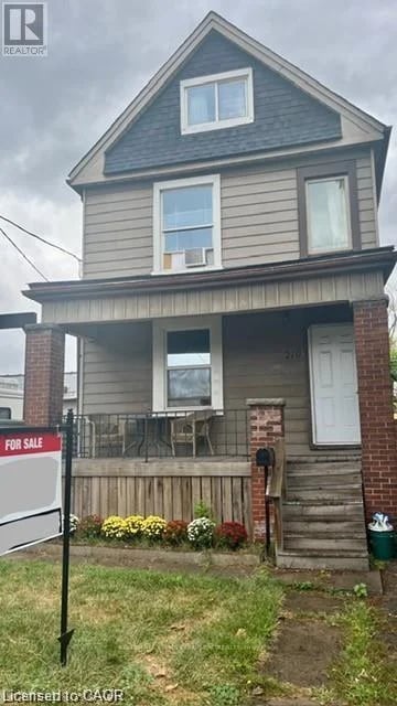 219 AVONDALE Street, Hamilton (Crown Point), Ontario, L8L7C4, Hamilton (Crown Point), Ontario — photo 1 of 5