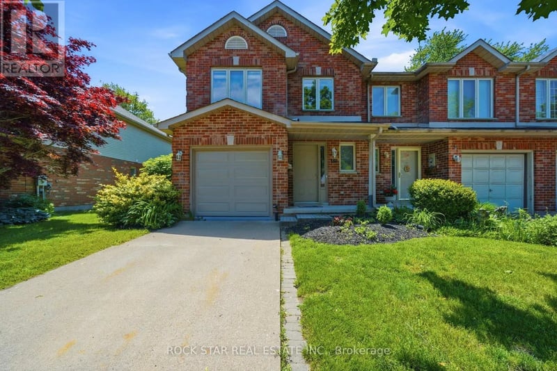 180 Lawrence Lane, Pelham (Fonthill), Ontario, L2S1E4, Pelham (Fonthill), Ontario — photo 1 of 5