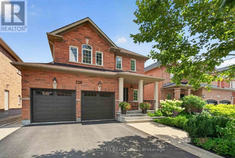 228 Twin Hills Crescent, Vaughan (Vellore Village), Ontario, L4H0H4, Vaughan (Vellore Village), Ontario — photo 1 of 5