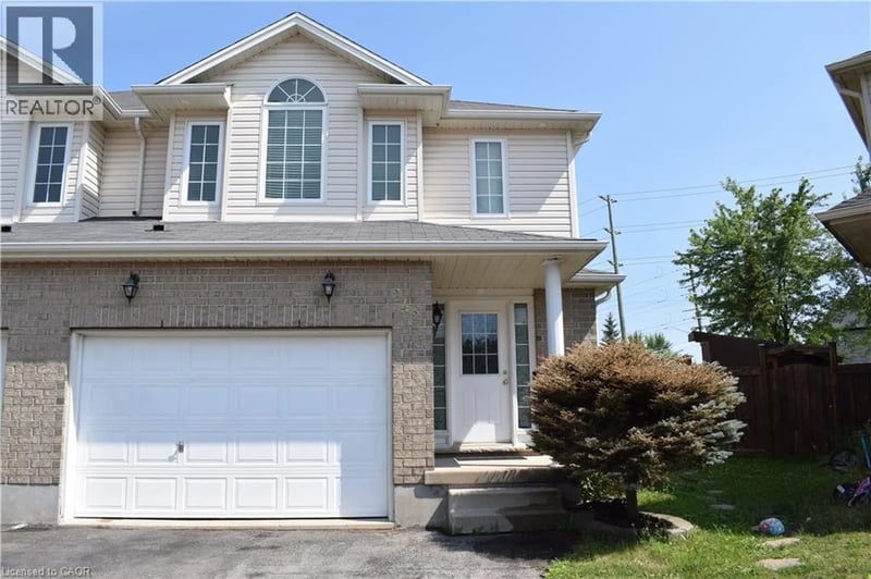 242 BUTTERCUP Court, Waterloo, Ontario, N2V2W8, Waterloo, Ontario — photo 1 of 5