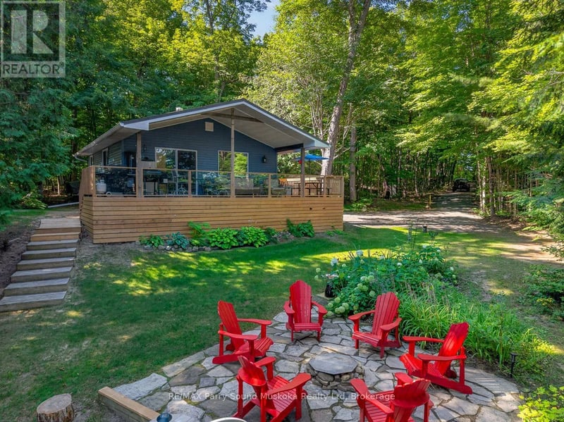 12 Silver Birch Circle, McKellar, Ontario, P2A0B5, McKellar, Ontario — photo 1 of 5