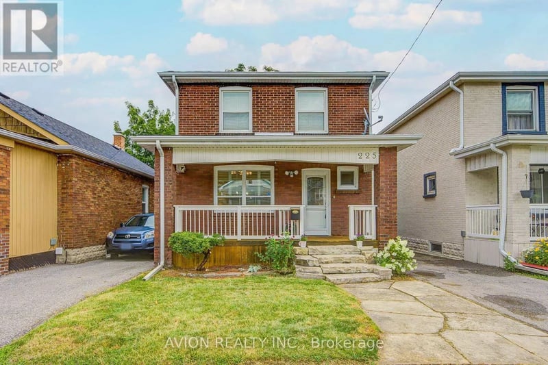 225 Clarke Street, Oshawa (Central), Ontario, L1H5G2, Oshawa (Central), Ontario — photo 1 of 5