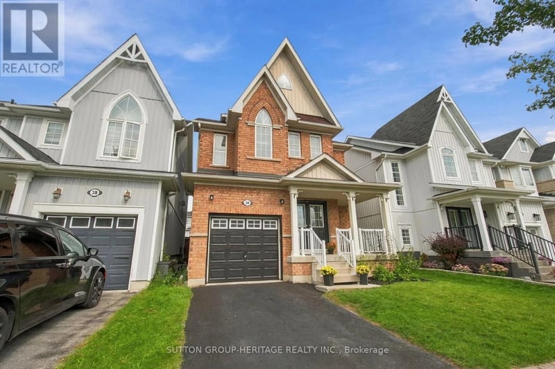 36 Mildenhall Place, Whitby (Brooklin), Ontario, L1M0E4, Whitby (Brooklin), Ontario — photo 1 of 5