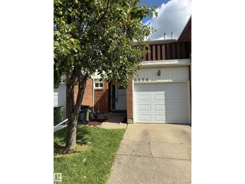 3236 130A AV NW NW, Edmonton, Alberta, T5A3K3, Edmonton, Alberta — photo 1 of 5