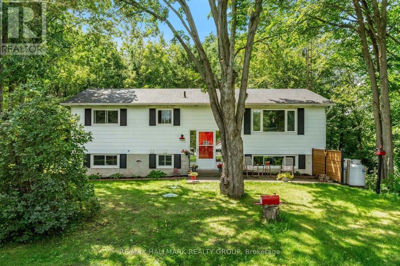 4574 County Road 15 Road, Augusta, Ontario, K6V5T2, Augusta, Ontario — photo 1 of 5