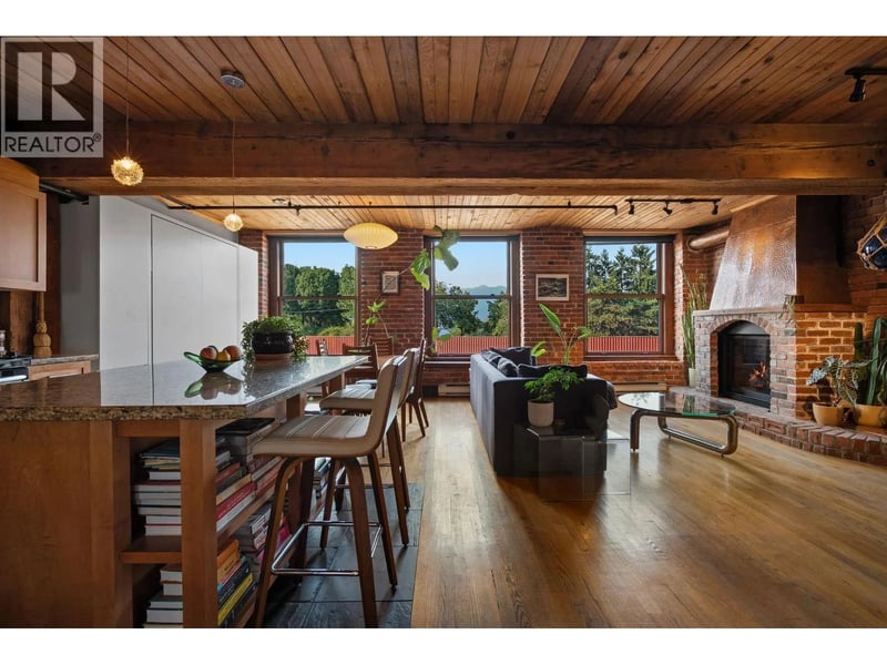 #305 41 ALEXANDER Street, Vancouver, British Columbia, V6A1B2, Vancouver, British Columbia — photo 1 of 5