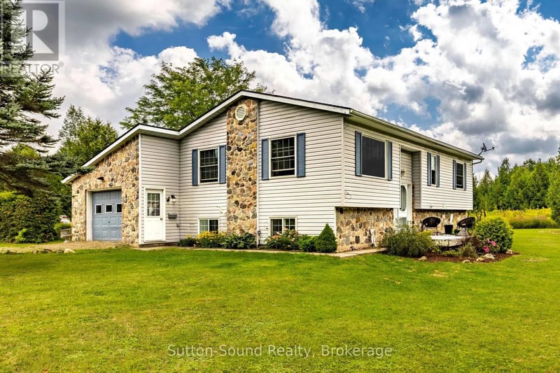 300394 Grey Road 170 Road, Georgian Bluffs, Ontario, N0H2K0, Georgian Bluffs, Ontario — photo 1 of 5