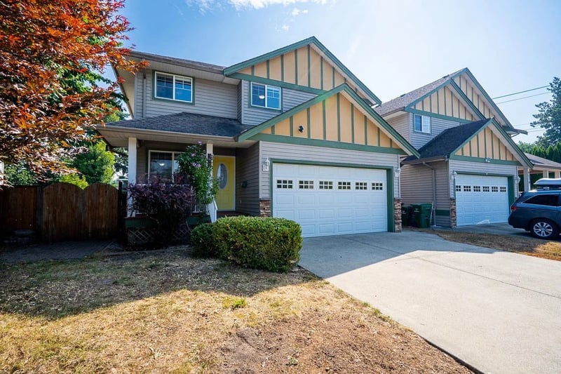 9570A HAZEL Street, Chilliwack, British Columbia, V2P5N9, Chilliwack, British Columbia — photo 1 of 5