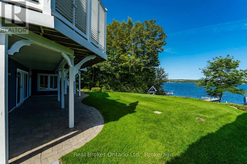 192 Gilwood Park Drive, Penetanguishene, Ontario, L9M1Z6, Penetanguishene, Ontario — photo 1 of 5