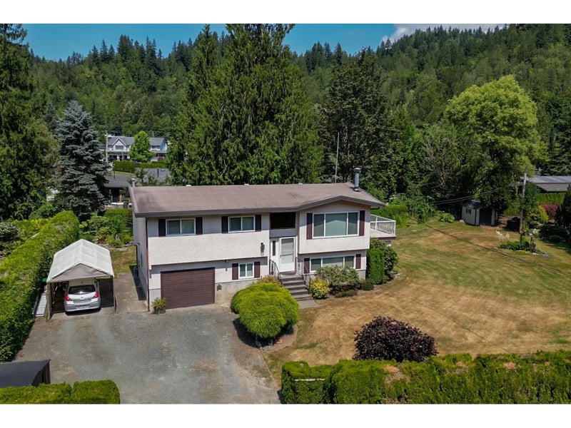 49125 BELL ACRES Road, Chilliwack, British Columbia, V4Z1C1, Chilliwack, British Columbia — photo 1 of 5