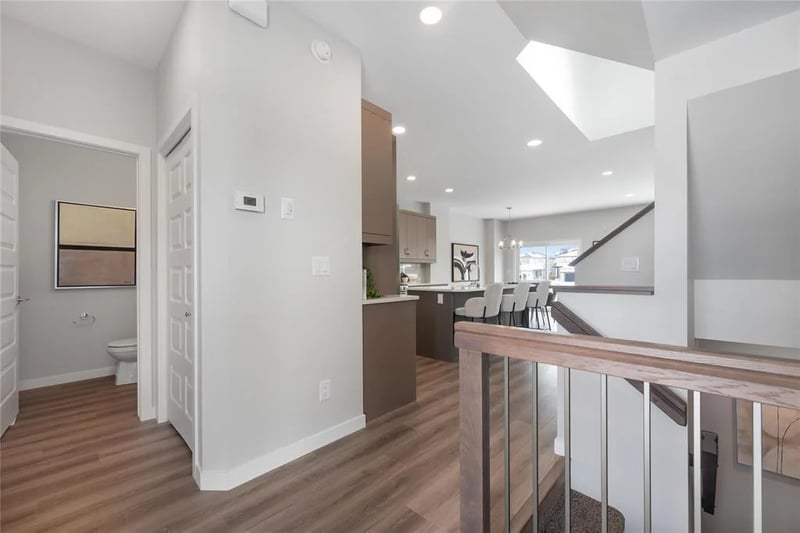 17 Kestrel Way, Winnipeg, Manitoba, R3R3Y8, Winnipeg, Manitoba — photo 2 of 5