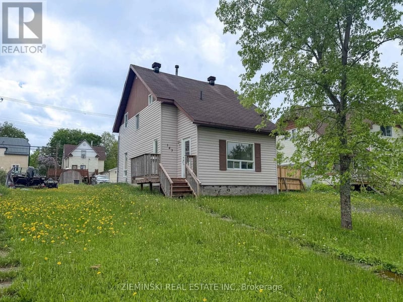 143 Essex Avenue, Iroquois Falls, Ontario, P0K1E0, Iroquois Falls, Ontario — photo 1 of 5