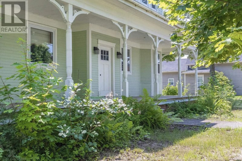 366 Main Street, Middleton, Nova Scotia, B0S1P0, Middleton, Nova Scotia — photo 1 of 5
