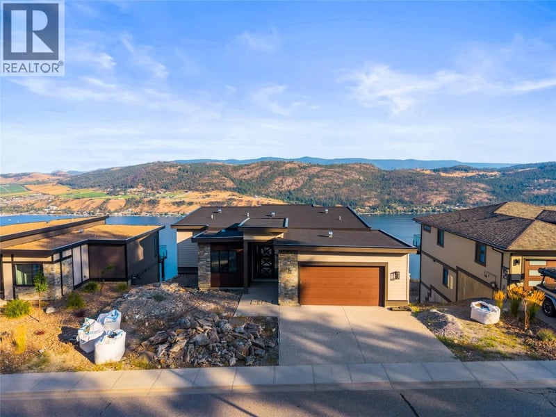 8940 Tavistock Road, Vernon, British Columbia, V1H2L4, Vernon, British Columbia — photo 1 of 5