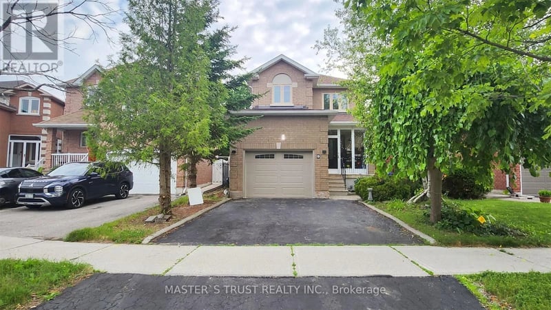 9 Springer Drive, Richmond Hill (Westbrook), Ontario, L4C0E9, Richmond Hill (Westbrook), Ontario — photo 1 of 5