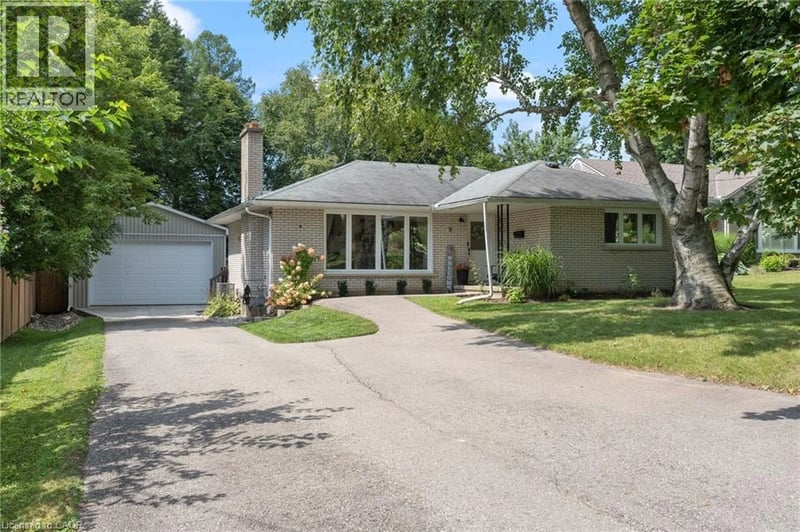 16 GIBSON Drive, Simcoe, Ontario, N3Y3L2, Simcoe, Ontario — photo 1 of 5
