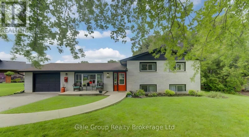 15 William Street, Tillsonburg, Ontario, N4G1L6, Tillsonburg, Ontario — photo 1 of 5