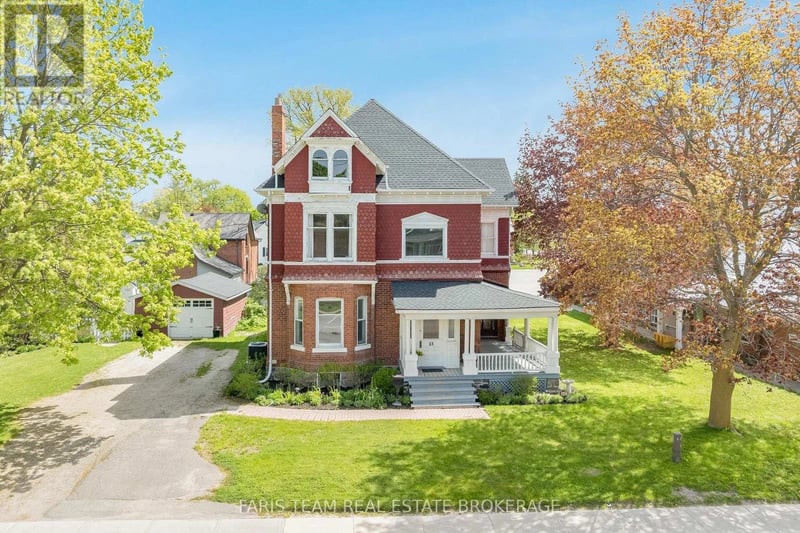 23 Yonge Street South, Springwater (Elmvale), Ontario, L0L1P0, Springwater (Elmvale), Ontario — photo 1 of 5