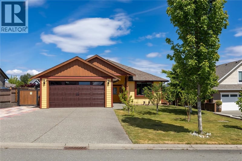 220 Michigan Place, Campbell River, British Columbia, V9H0C7, Campbell River, British Columbia — photo 1 of 5