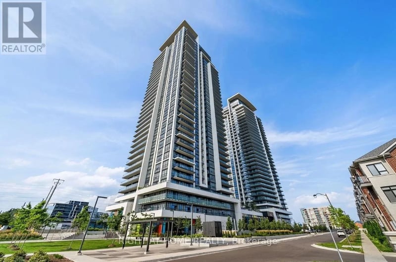#702 38 Gandhi Lane, Markham (Commerce Valley), Ontario, L3T0G9, Markham (Commerce Valley), Ontario — photo 1 of 5