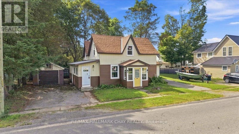 635 First Street South, Gravenhurst (Muskoka (S)), Ontario, P1P1K1, Gravenhurst (Muskoka (S)), Ontario — photo 1 of 5