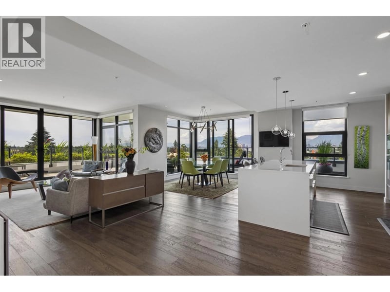 #601 4427 CAMBIE Street, Vancouver, British Columbia, V5Z2Y8, Vancouver, British Columbia — photo 1 of 5