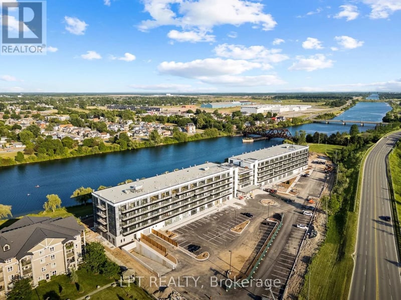 #122 350 Prince Charles Drive South, Welland (Broadway), Ontario, L3C7B3, Welland (Broadway), Ontario — photo 1 of 5