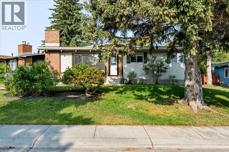10827 Brae Road Southwest, Calgary, Alberta, T2W1E2, Calgary, Alberta — photo 1 of 5