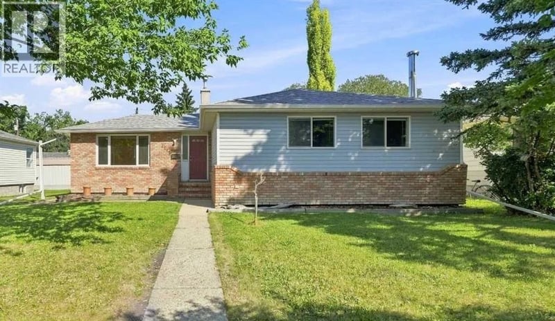 4216 37 Street, Red Deer, Alberta, T4N0T7, Red Deer, Alberta — photo 1 of 5