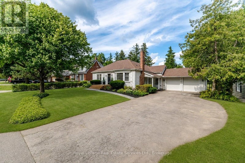 947 Glenwood Avenue, Burlington (LaSalle), Ontario, L7T2K1, Burlington (LaSalle), Ontario — photo 1 of 5